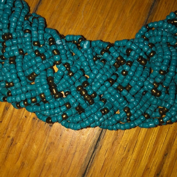 Forever 21 Turquoise & Gold Beaded Collar Necklace - Picture 2 of 3